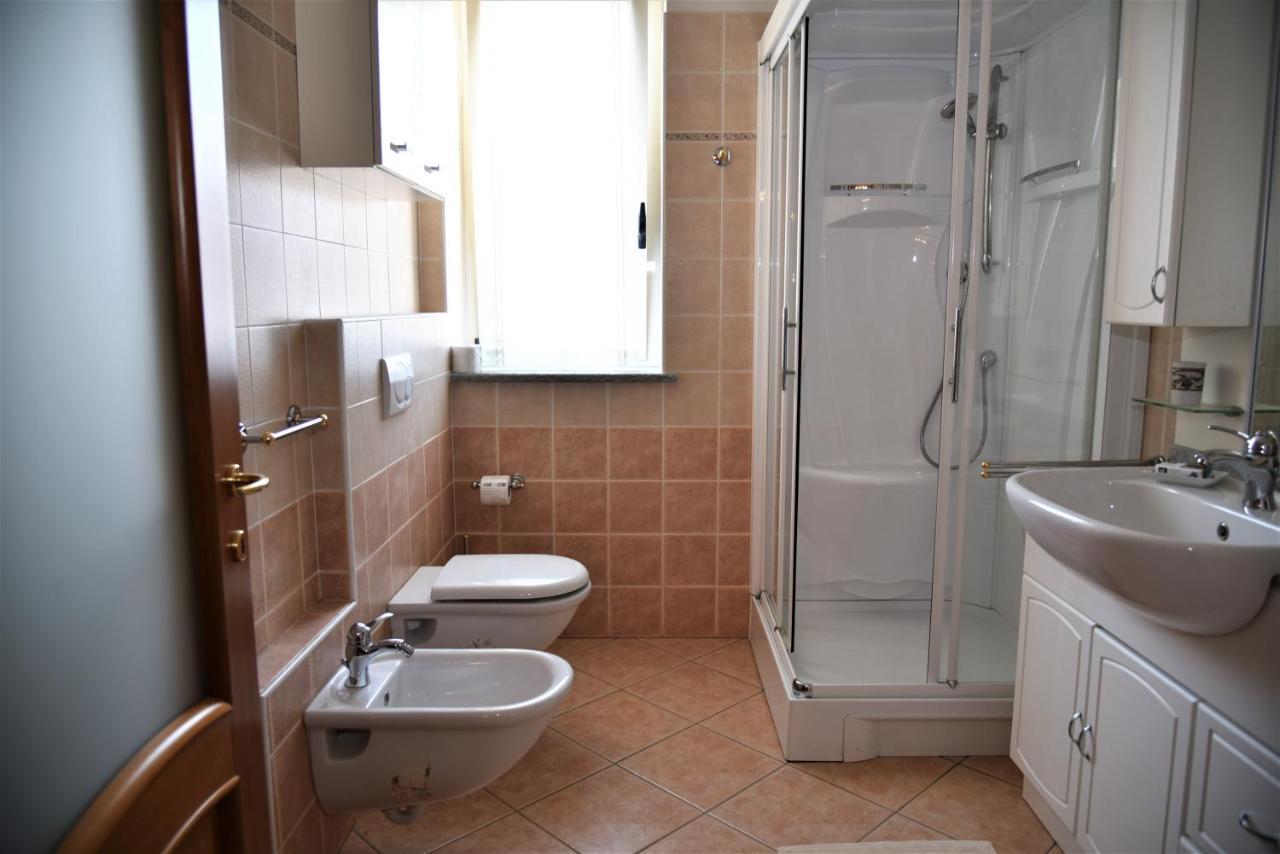 A Casa Di Anna Διαμέρισμα La Morra Εξωτερικό φωτογραφία
