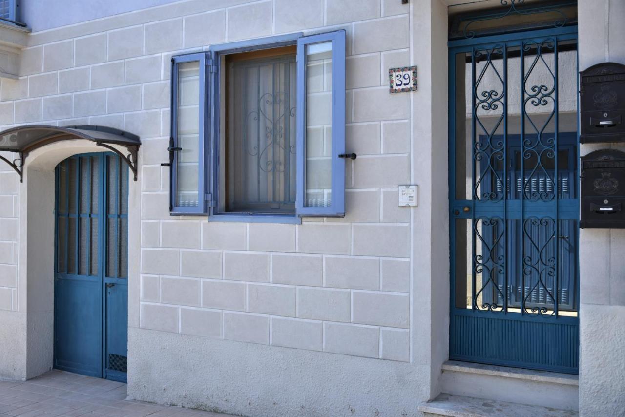A Casa Di Anna Διαμέρισμα La Morra Εξωτερικό φωτογραφία
